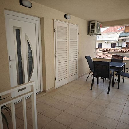 מאקרסקה Apartman Lux מראה חיצוני תמונה