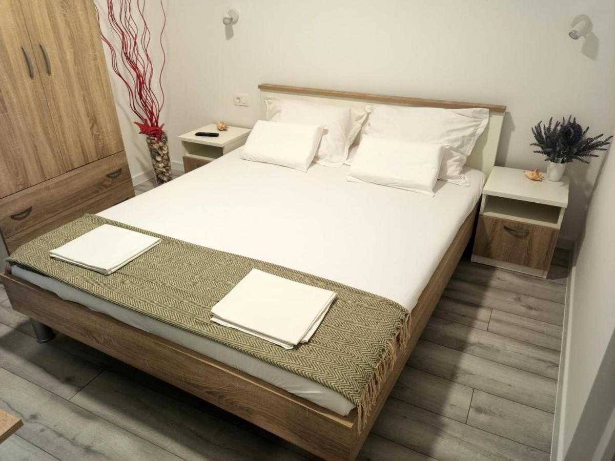 מאקרסקה Apartman Lux מראה חיצוני תמונה