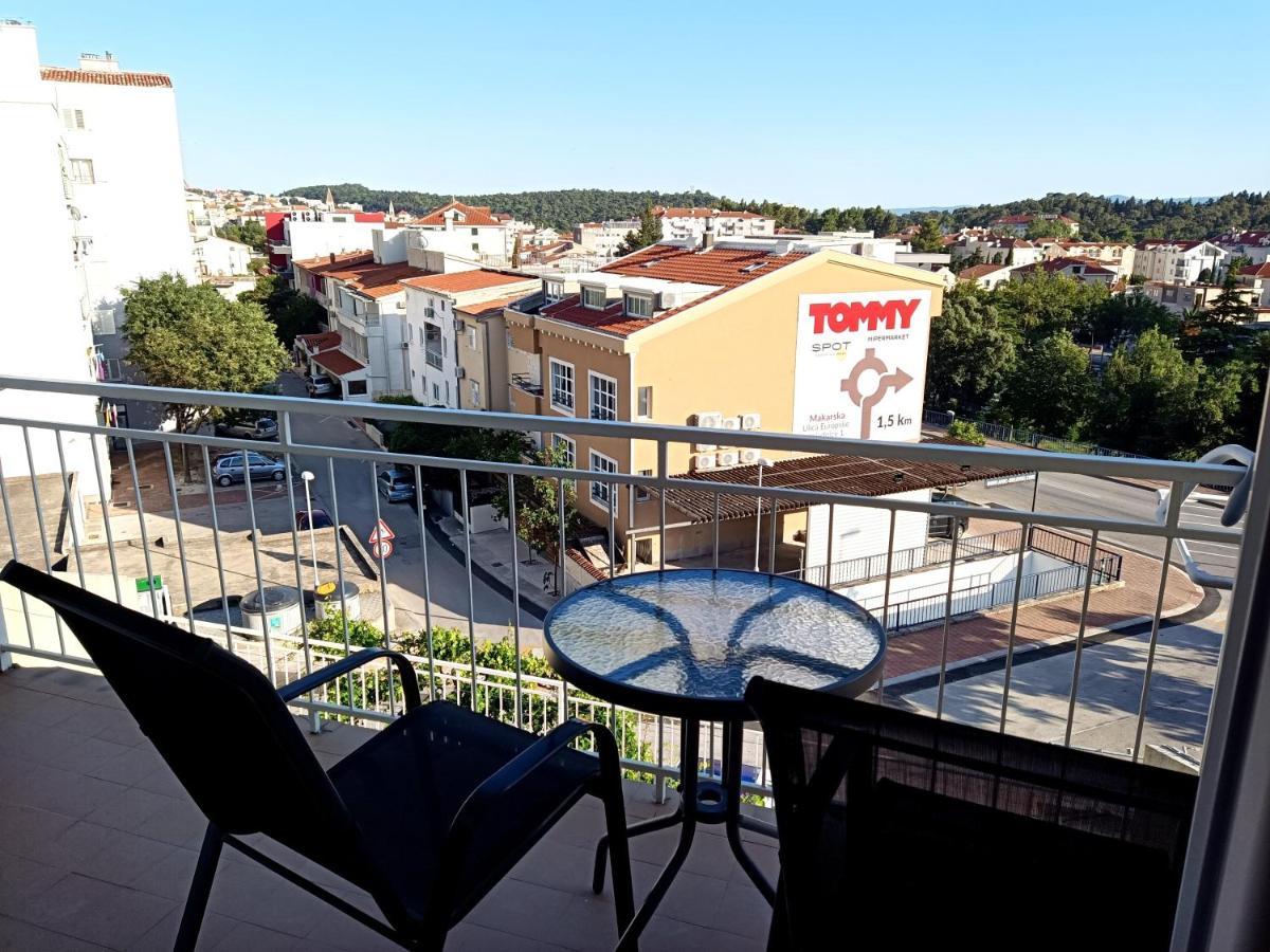 מאקרסקה Apartman Lux מראה חיצוני תמונה