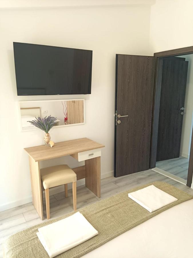 מאקרסקה Apartman Lux מראה חיצוני תמונה