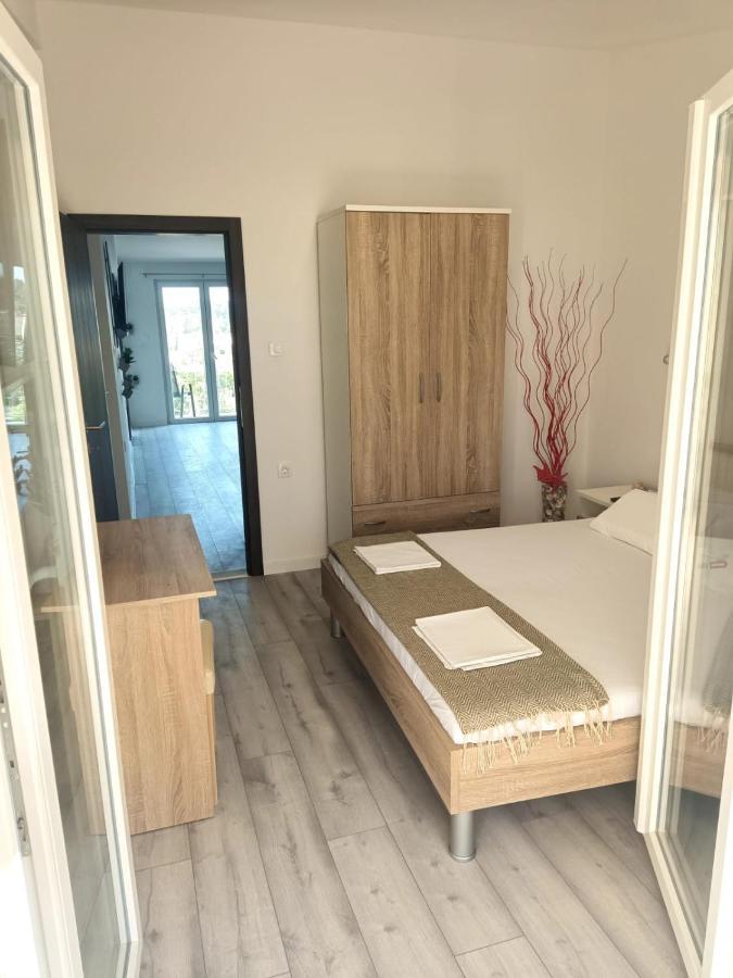 מאקרסקה Apartman Lux מראה חיצוני תמונה