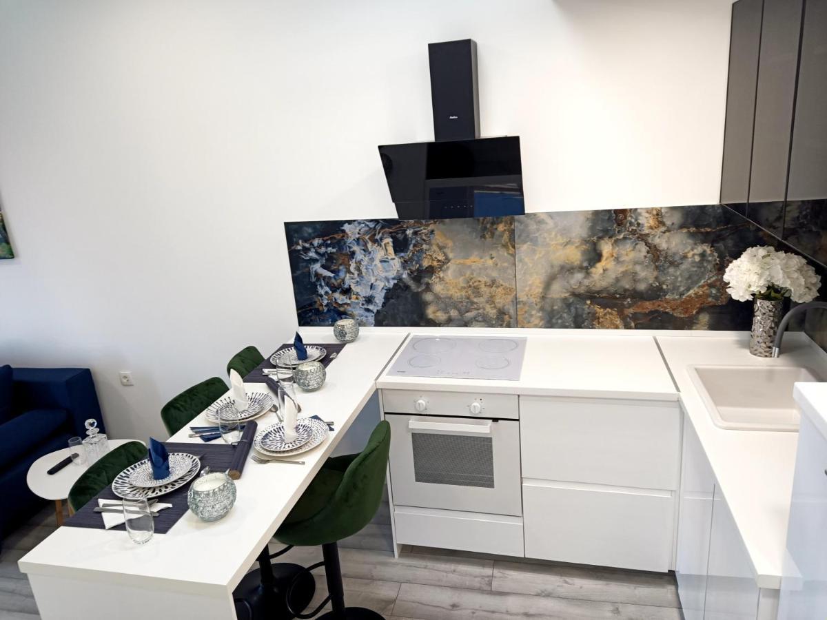 מאקרסקה Apartman Lux מראה חיצוני תמונה