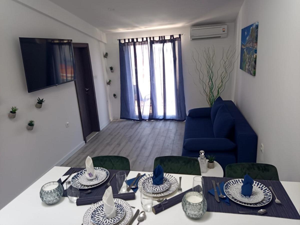 מאקרסקה Apartman Lux מראה חיצוני תמונה