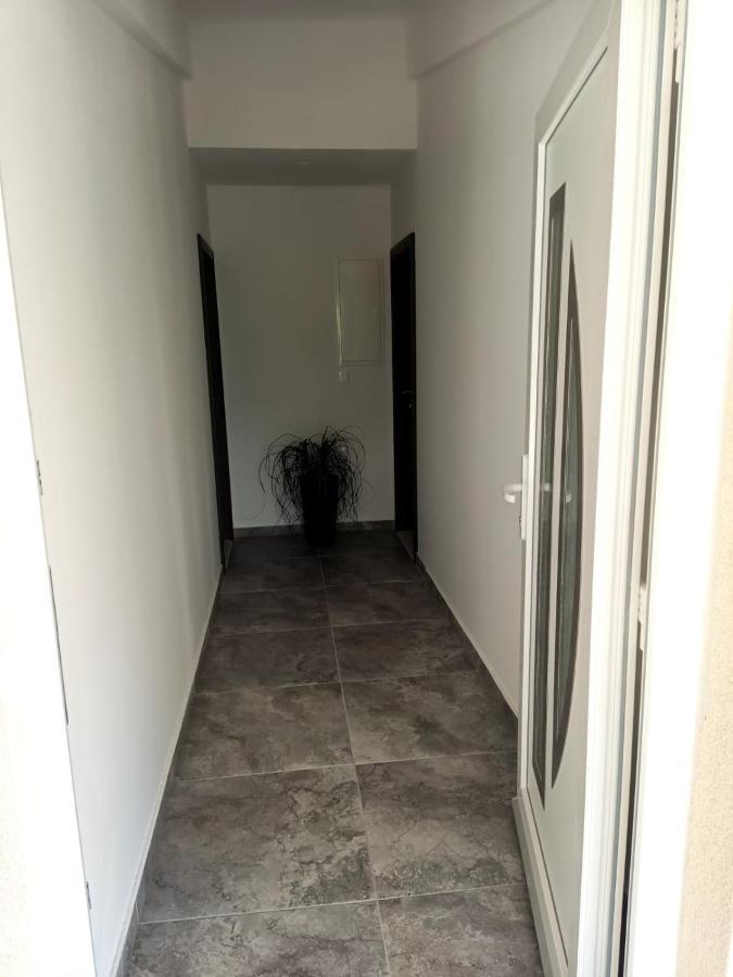 מאקרסקה Apartman Lux מראה חיצוני תמונה