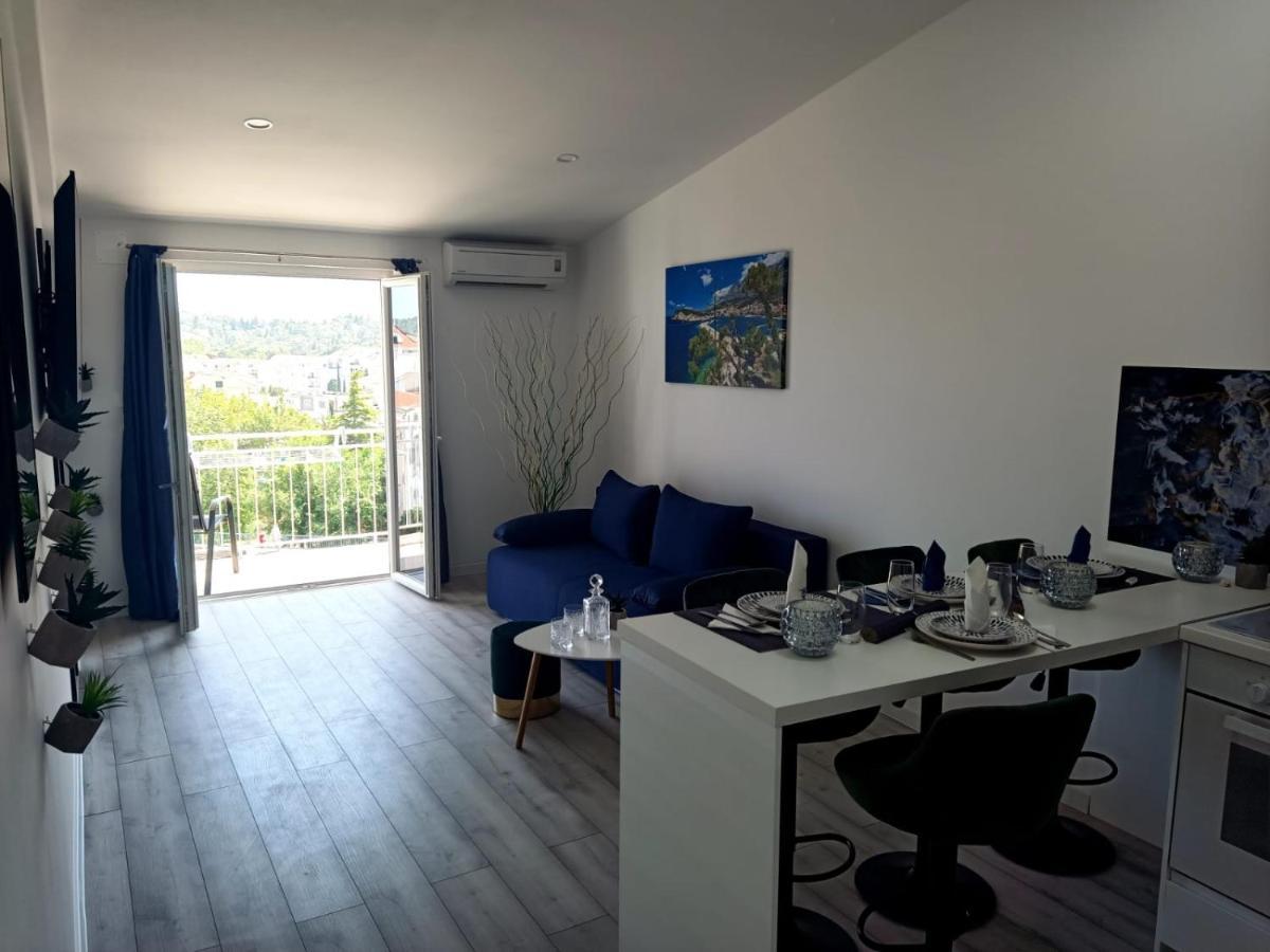 מאקרסקה Apartman Lux מראה חיצוני תמונה