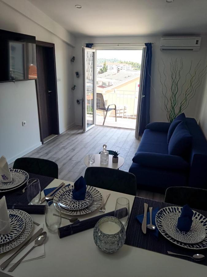 מאקרסקה Apartman Lux מראה חיצוני תמונה