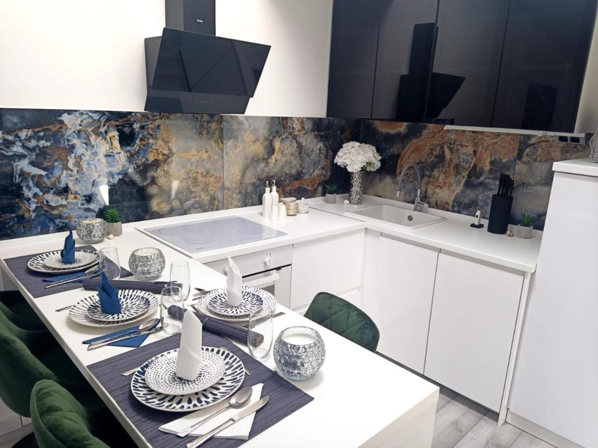 מאקרסקה Apartman Lux מראה חיצוני תמונה