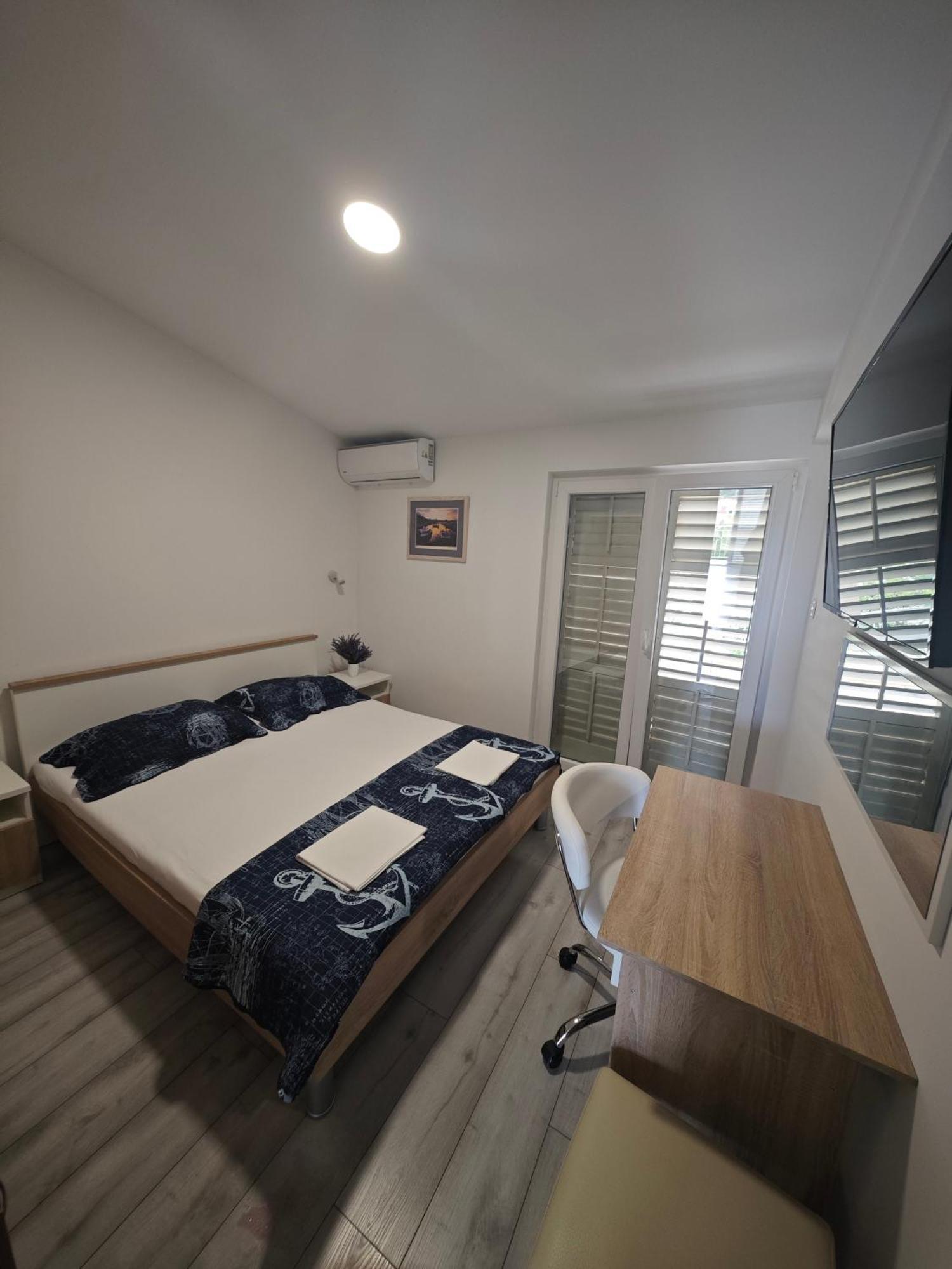 מאקרסקה Apartman Lux מראה חיצוני תמונה